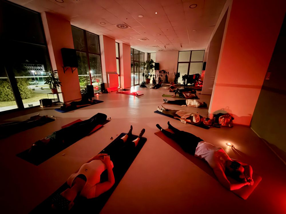 Joga v Spinning R-bike